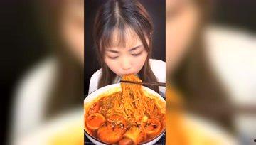 芒芒娱乐吃瓜